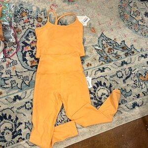 Beyond yoga set size small in marmalade heather